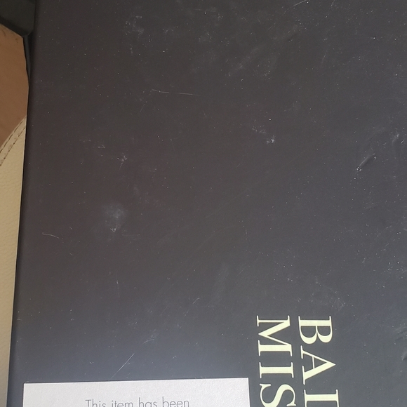 Badgley Mischka - Picture 5 of 5